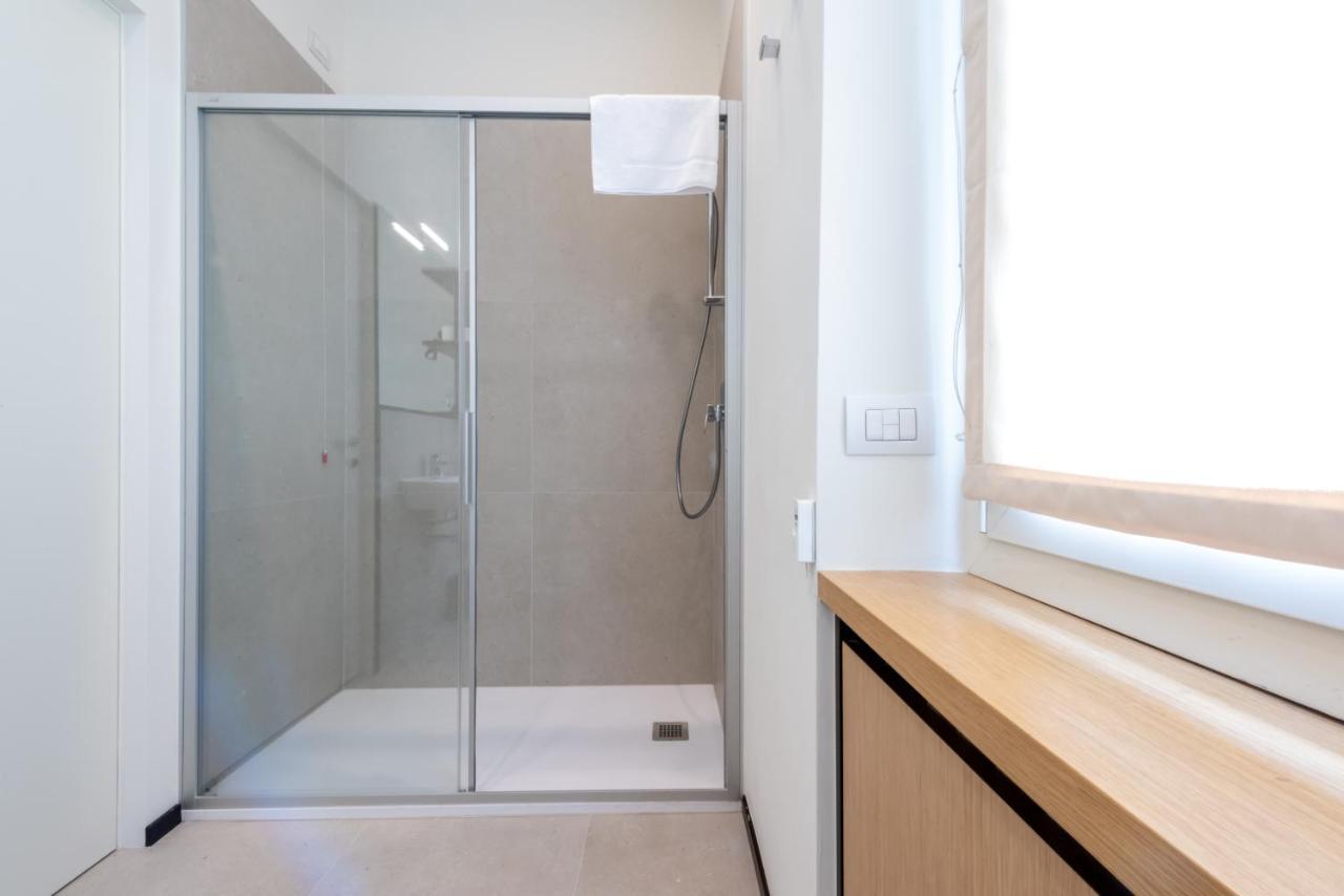Fontana Suites - 15 Min Dal Duomo Μιλάνο Εξωτερικό φωτογραφία